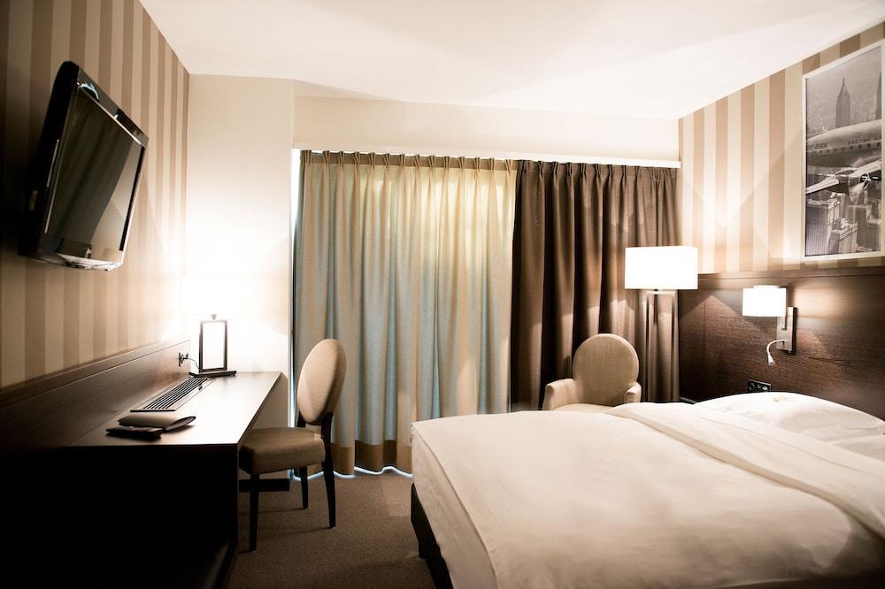 Park Hotel Winterthur Bagian luar foto