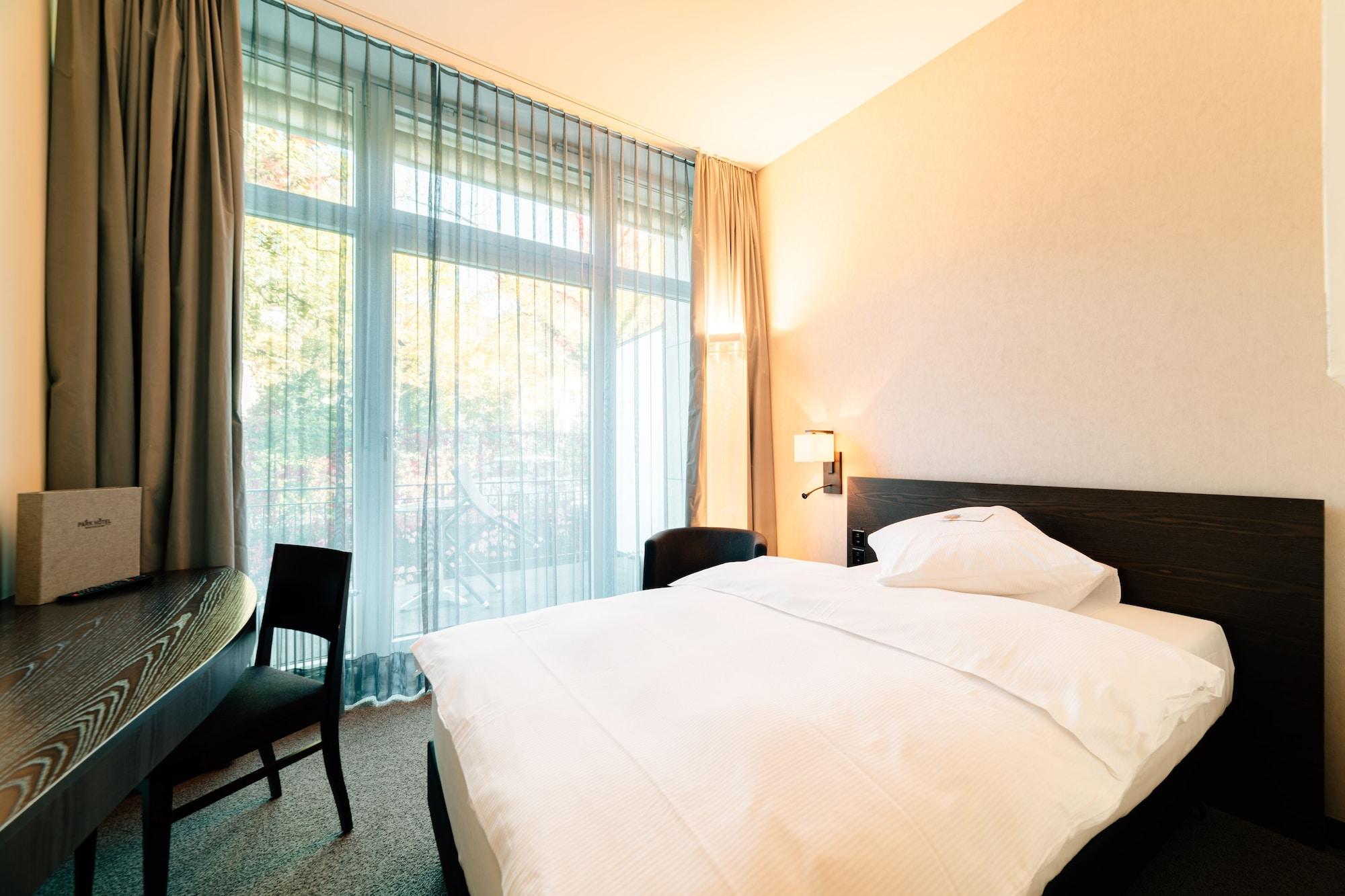Park Hotel Winterthur Bagian luar foto