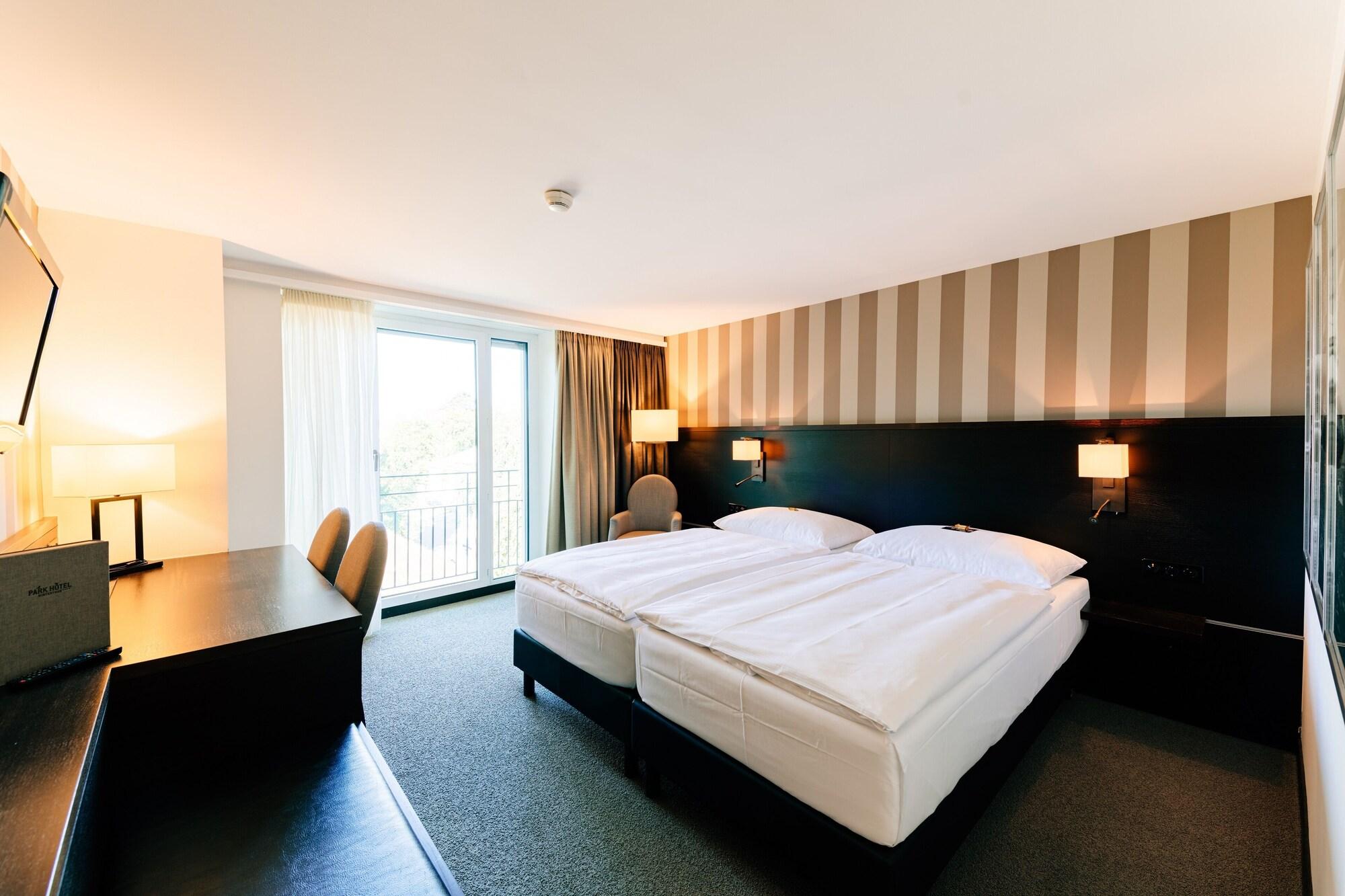 Park Hotel Winterthur Bagian luar foto