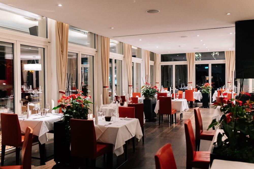 Park Hotel Winterthur Bagian luar foto