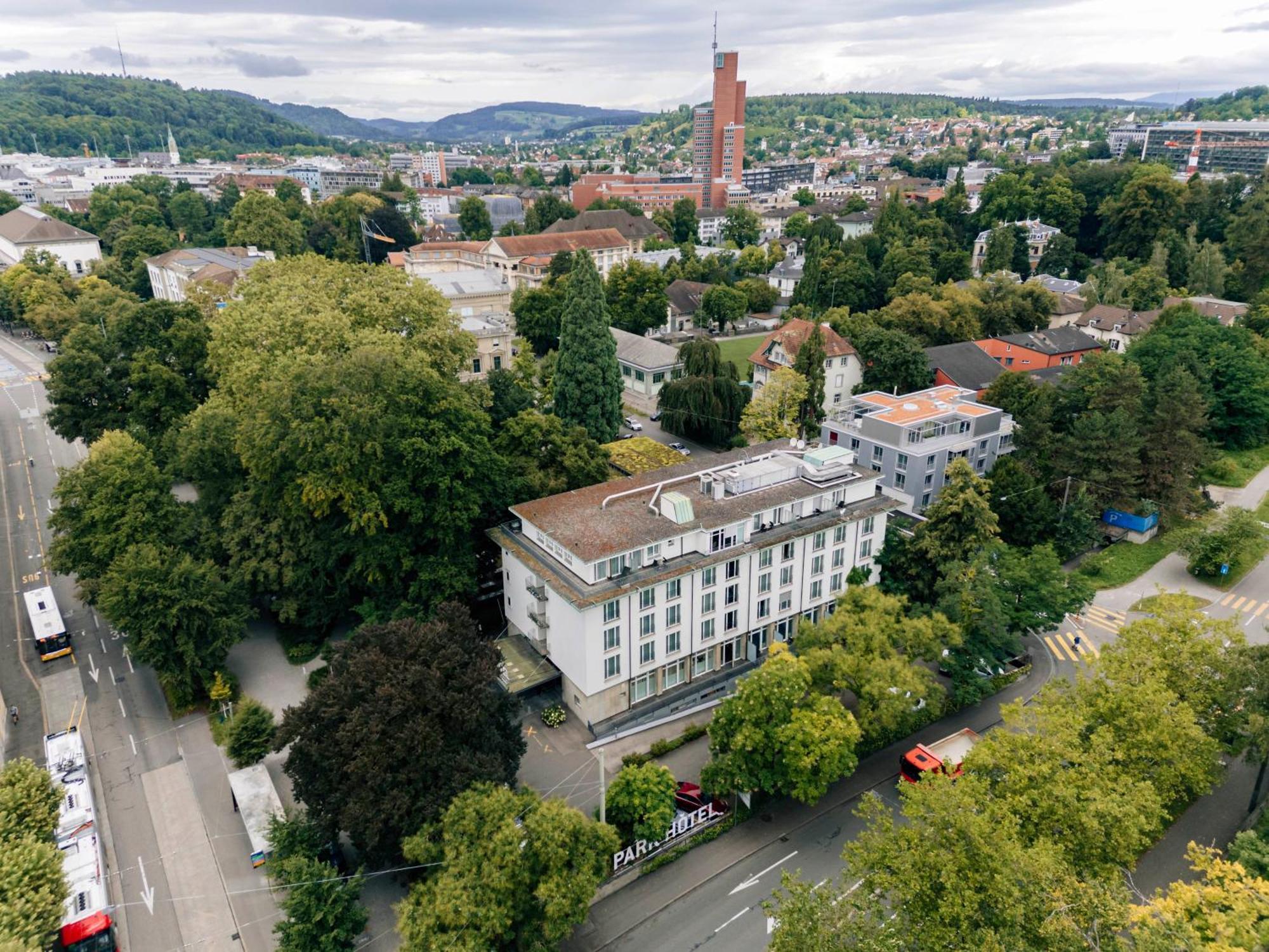 Park Hotel Winterthur Bagian luar foto
